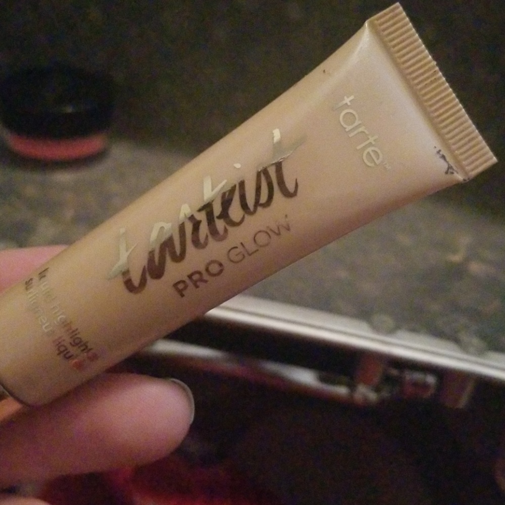 Tartiest pro glow higlighter- exposed